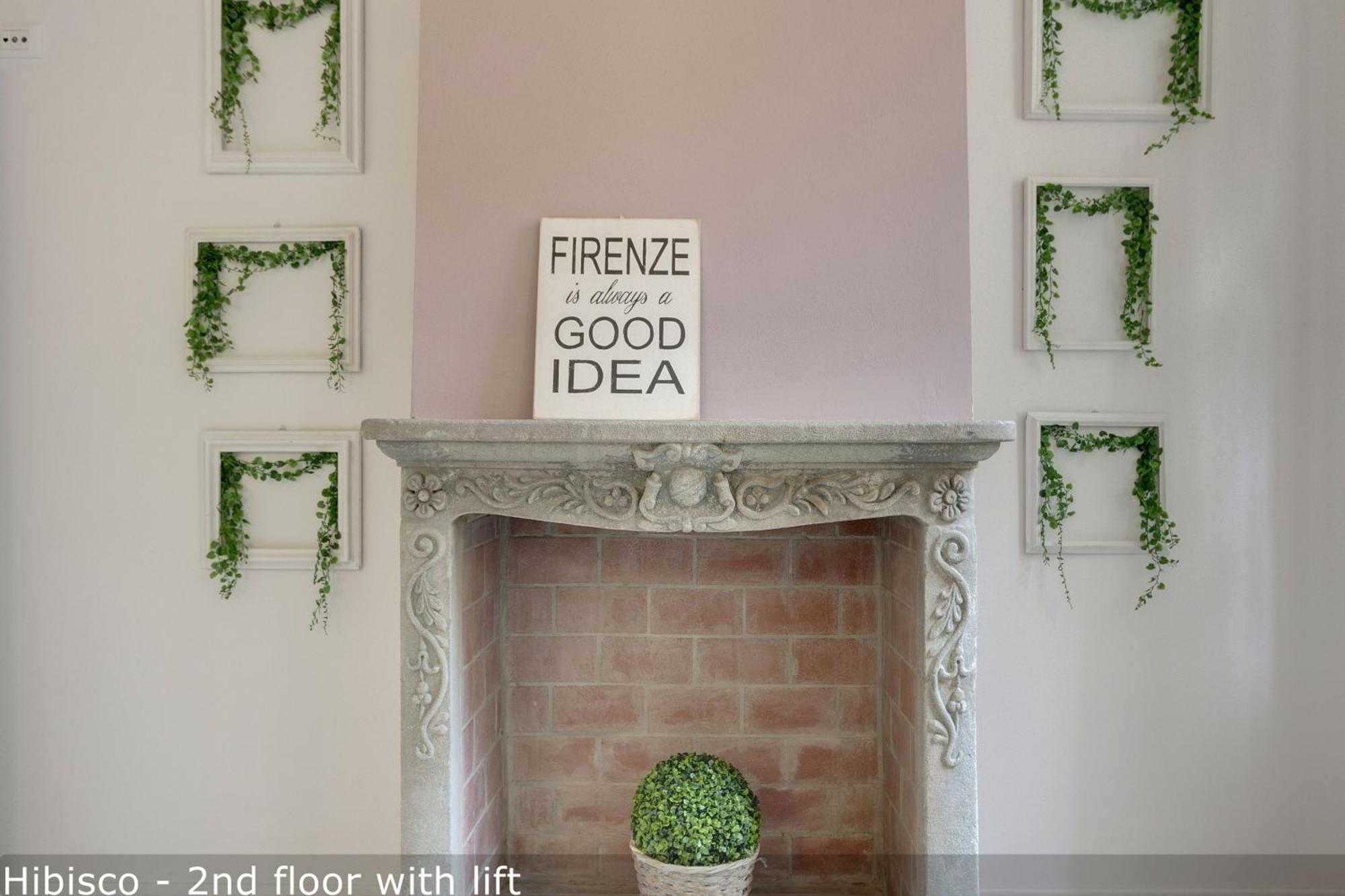 Vertical Garden Apartments By Mamo Firenze Ruang foto